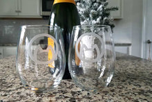 Load image into Gallery viewer, Cat wine glasses
